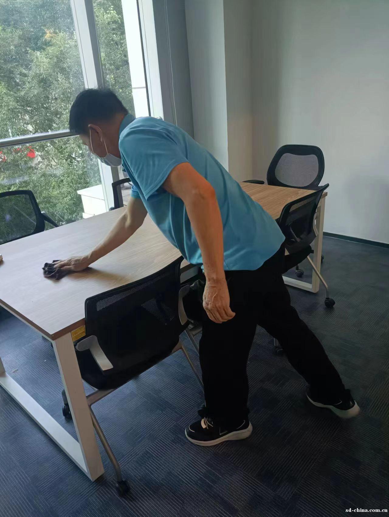 提供北京地区公司写字楼大厦别墅等单位的开荒保洁 提供北京地区公司写字楼大厦别墅等单位的开荒保洁